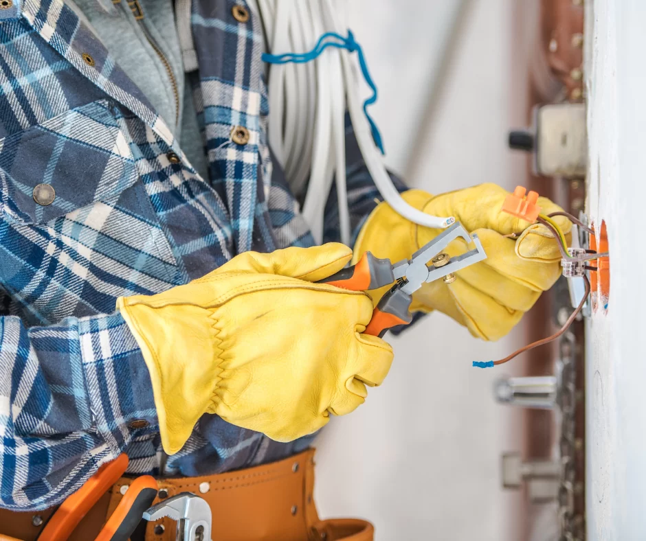 electrician connecting wires